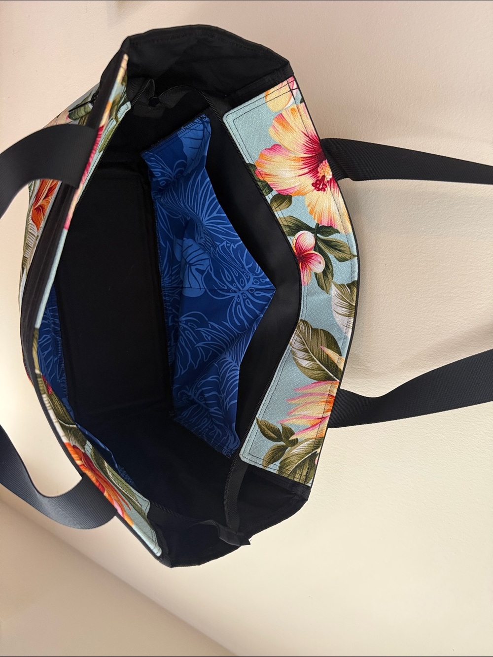 Mailelani’s made on Kauai tote - Picture 3 of 4